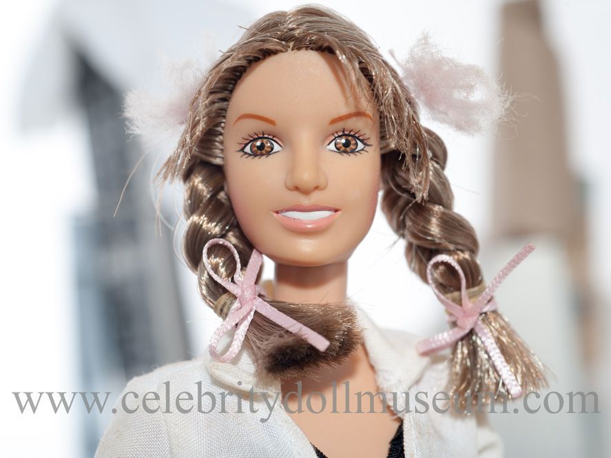 - Celebrity Doll Museum