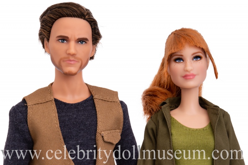 Bryce Dallas Howard and Chris Pratt(Jurassic World) dolls