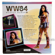 Gal Gadot and Chris Pine doll box back