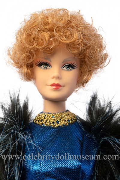Elizabeth Banks doll