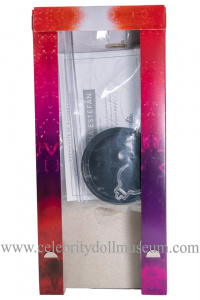 Gloria Estefan doll box insert back