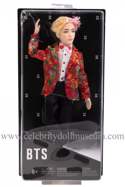 V BTS doll box front