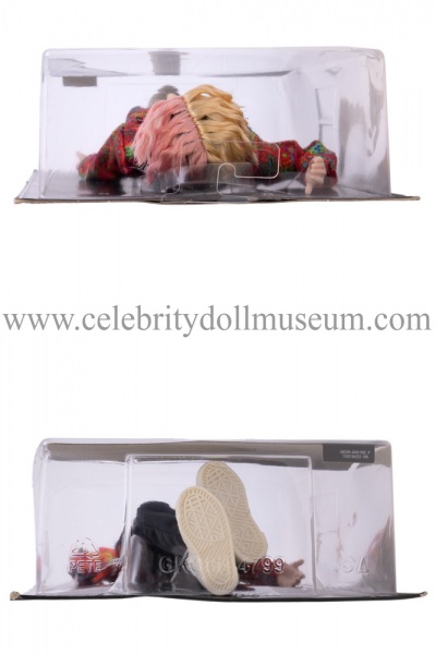 V BTS doll box top and bottom