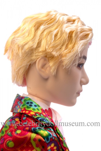 V BTS doll