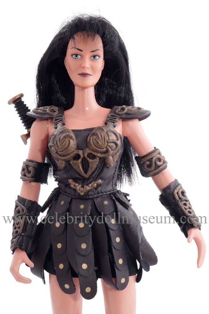 I Xena Warrior Princess Day in Life complete Toybiz w/ base 1999