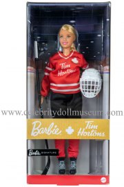 Marie-Philip Poulin doll box