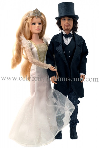 Michelle Williams and James Franco dolls