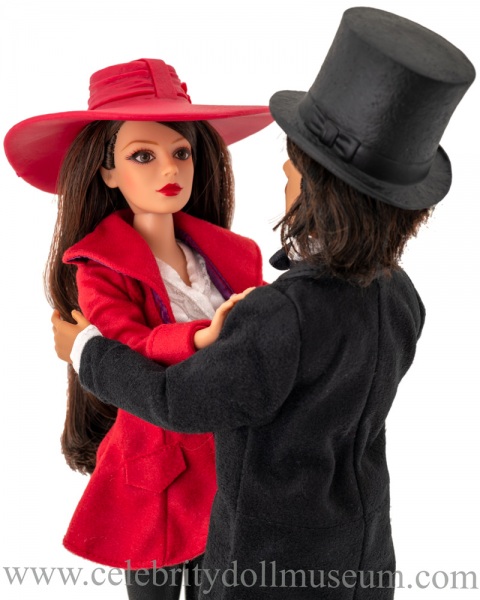 Mila Kunis and James Franco dolls