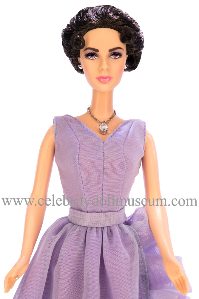 bovenstaand wanhoop invoeren Elizabeth Taylor (Diamonds) - Celebrity Doll Museum